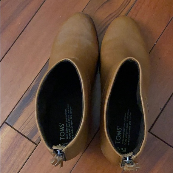 TOMS booties - Picture 3 of 5